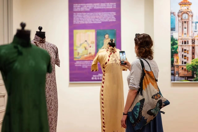 Shanghai-style qipao collection on exhibition in Brussels