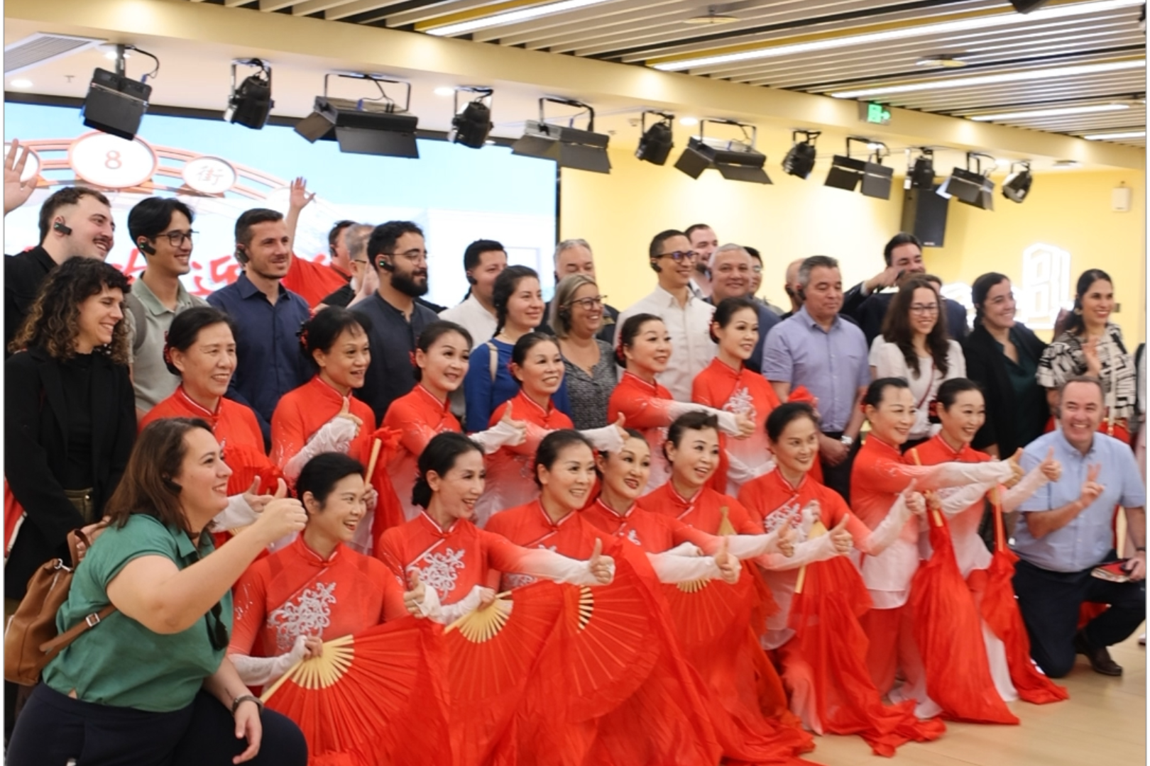 Latin American delegates explore urban governance in Shanghai