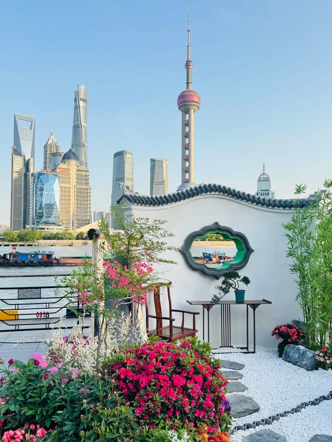 International Floral Installations Bloom along North Bund Waterfront
