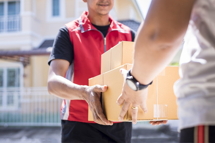 A guide to using delivery services in China