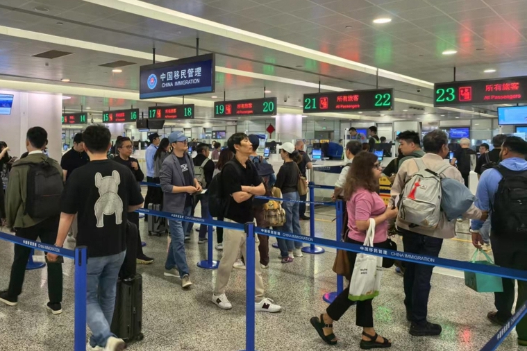 Shanghai passenger numbers continue to grow