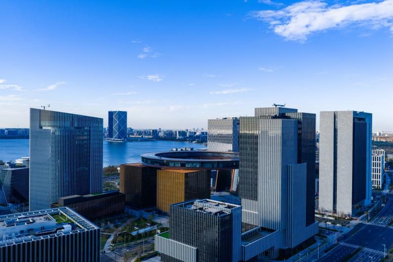 Lin-gang forges sci-tech ecosystem for global innovators