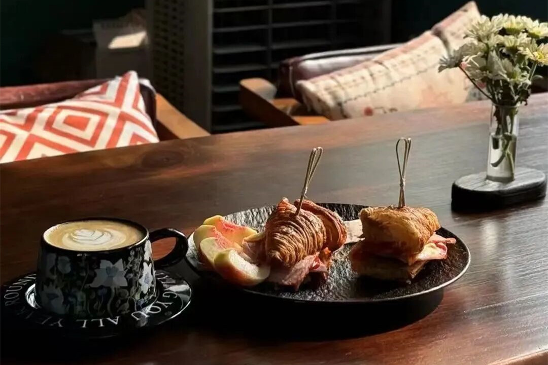 Find your iconic cafe moment in Songjiang