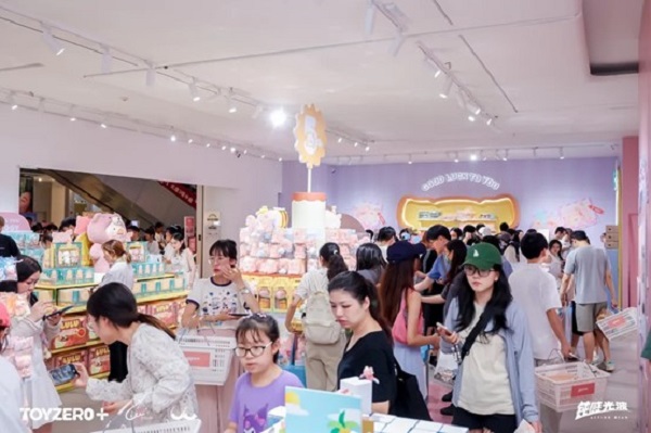 Lulu the Piggy, Gintama pop-up stores delight Shanghai fans