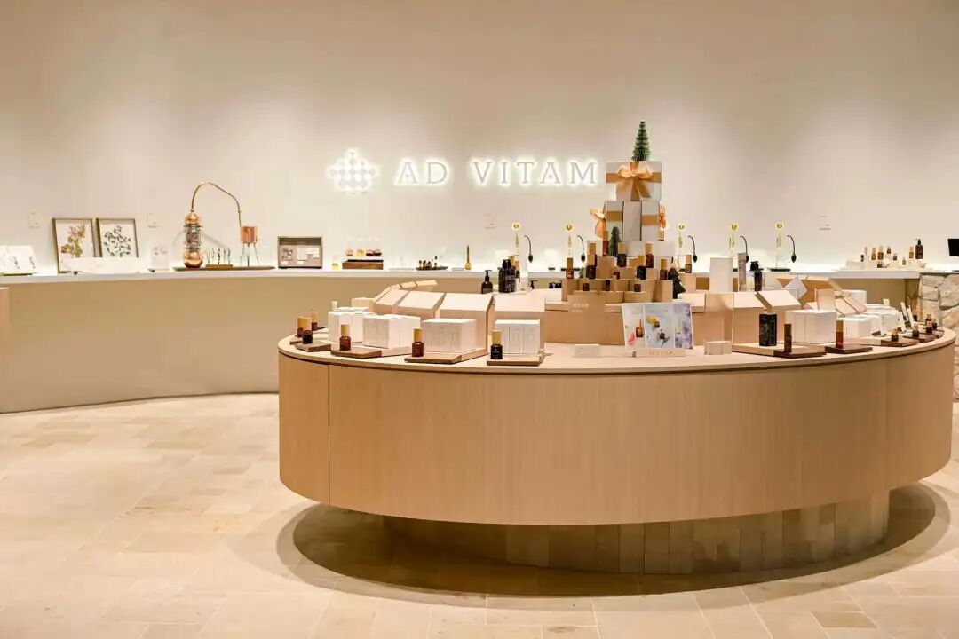 Three first stores to explore at SMP Mall in Hongkou district
