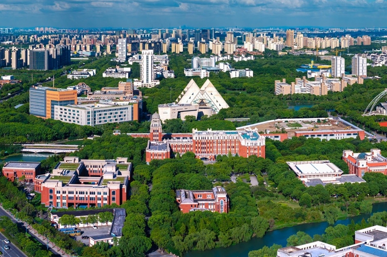 Twelve Shanghai universities make national top 100