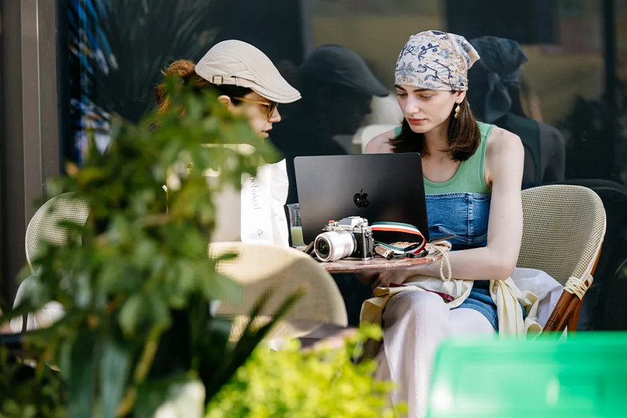 My Little Pony, water fights make a splash at Zhenru Unipark Max