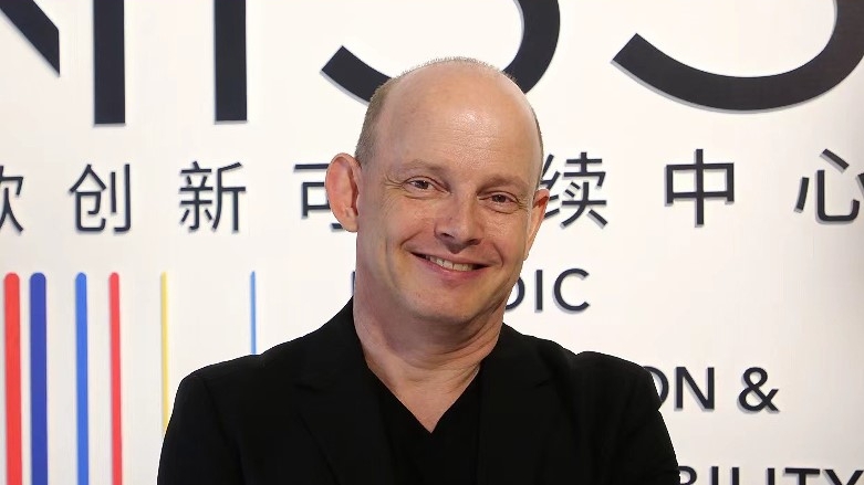 Danish businessman experiences China's democracy in Shanghai