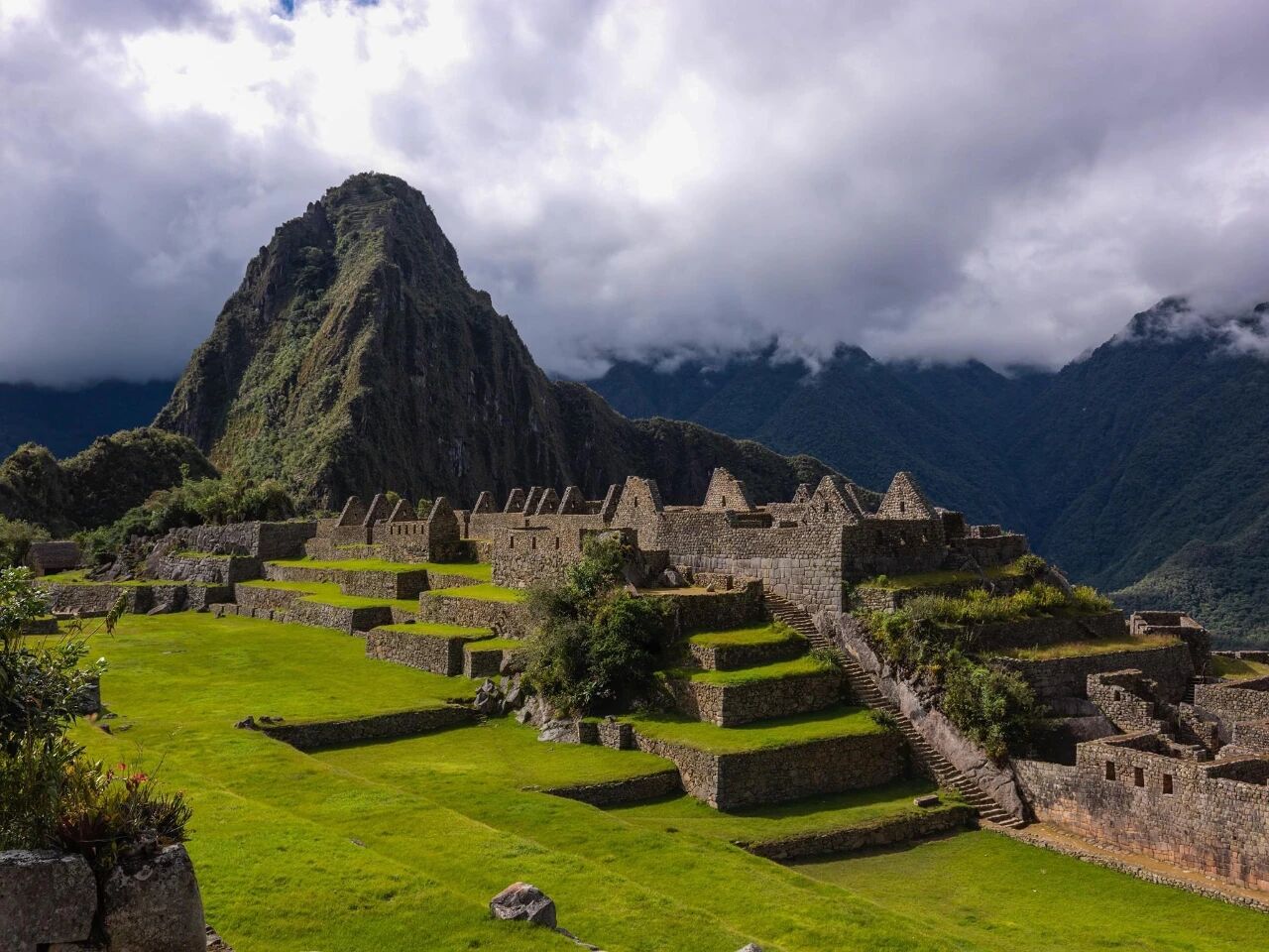 Machu Picchu, the Inca site in Peru.jpg