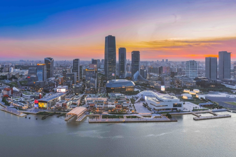 Xuhui upgrades business environment to support enterprises