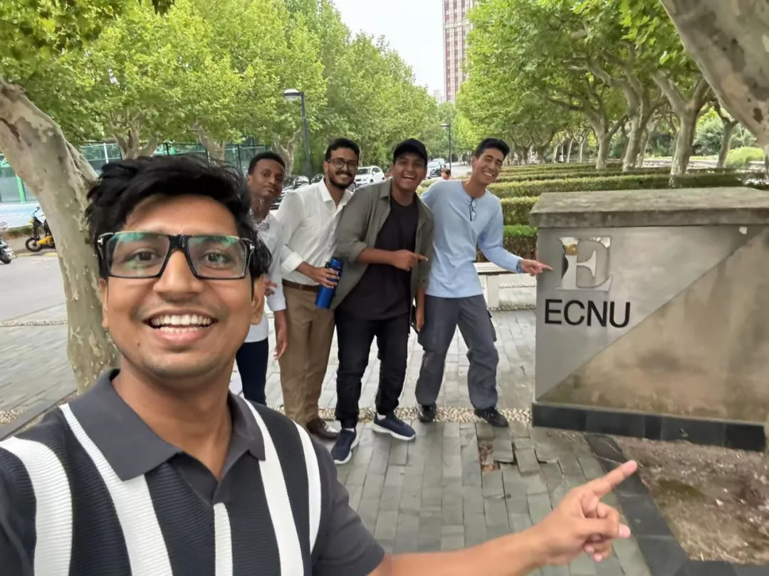 ECNU hosts ice-breaker event for new international students-2.png