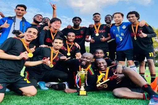 Shanghai University invites international students to join arts and sports clubs-1.png