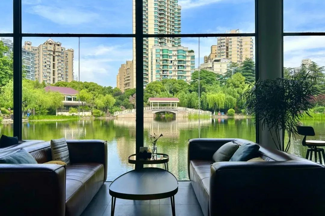 Explore cafes nestled in Shanghai's parks