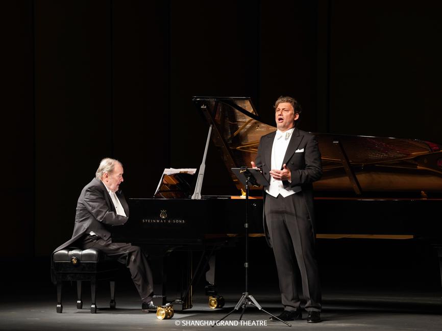 Jonas Kaufmann delivers stellar recital in Shanghai2.jpeg