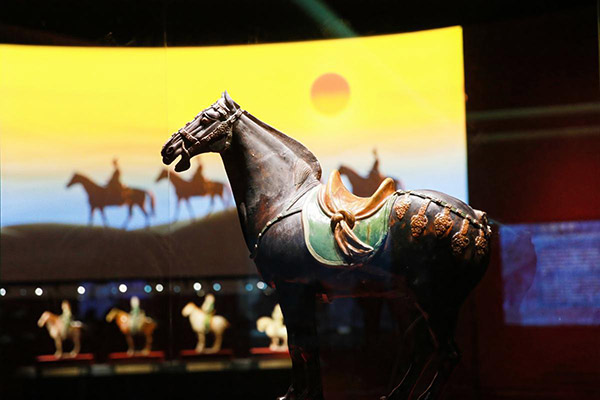 Galloping Wonders: Shanghai museum unveils Year of the Horse exhibition