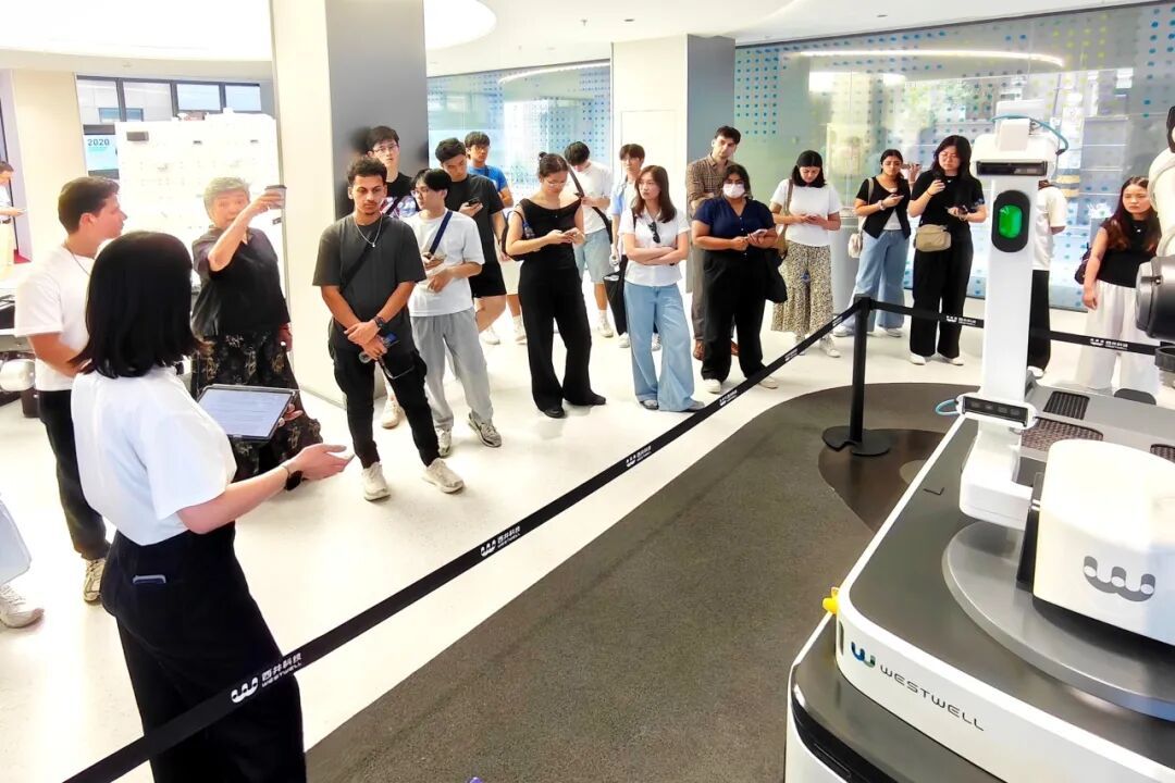 Australian students explore Changning