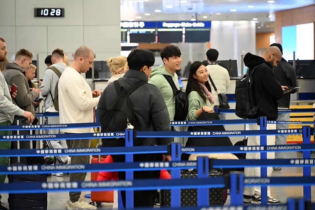 China issues new regulation on exit-entry administration