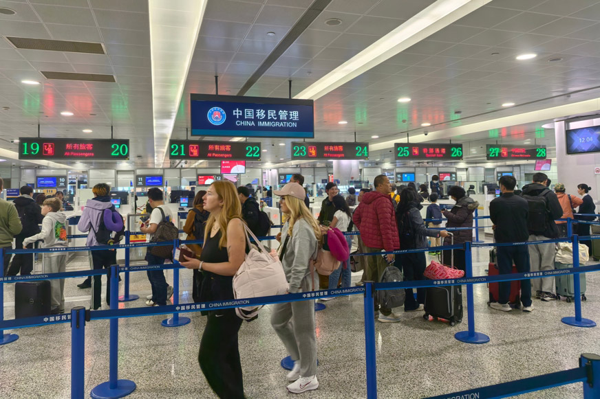 Shanghai sees surge in international travel in 2025