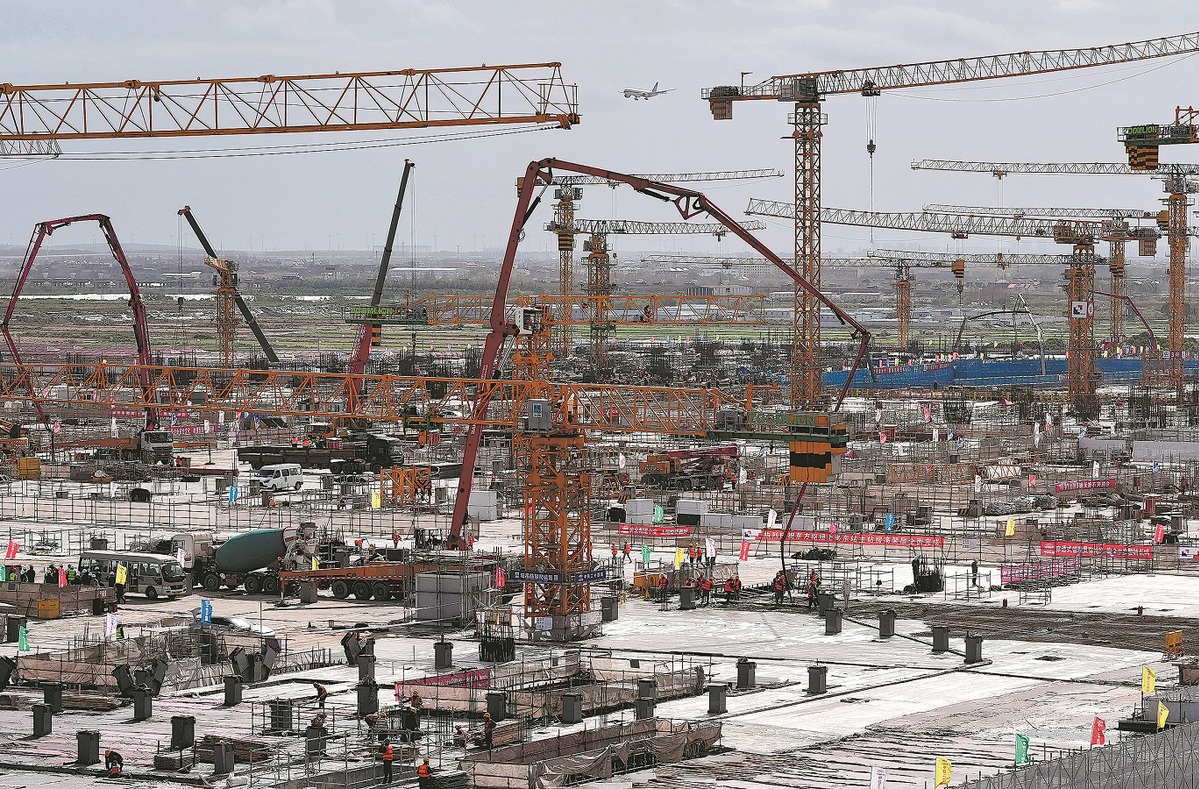 Shanghai's transport hub taking shape