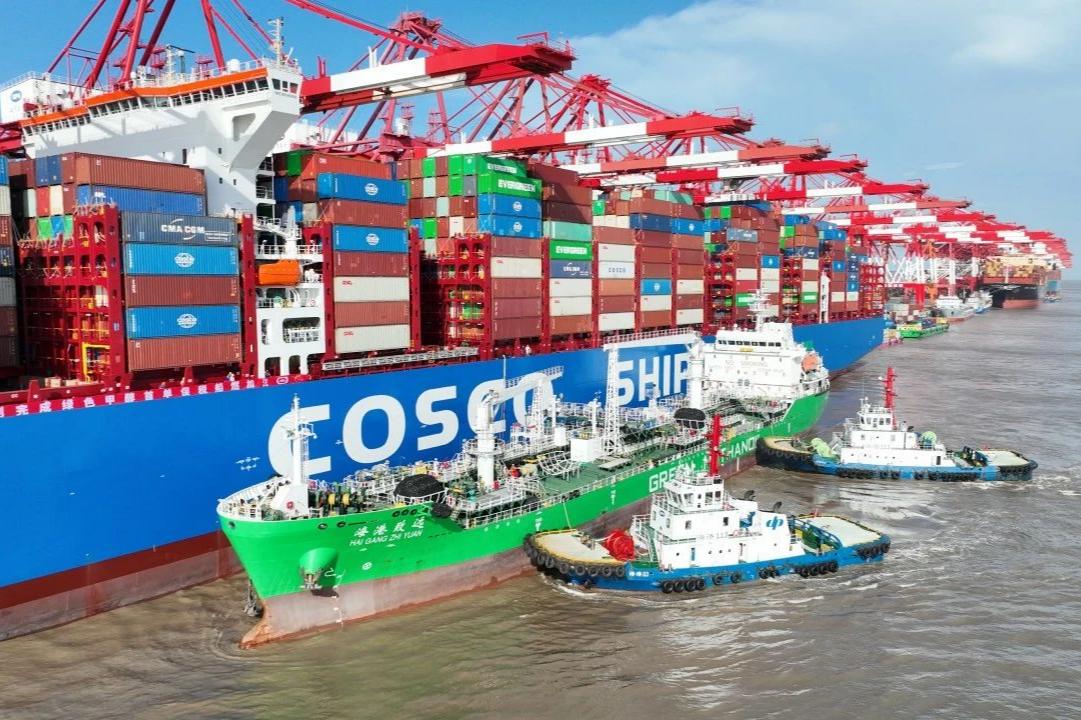 Shanghai sets new record for ship refueling in 2025
