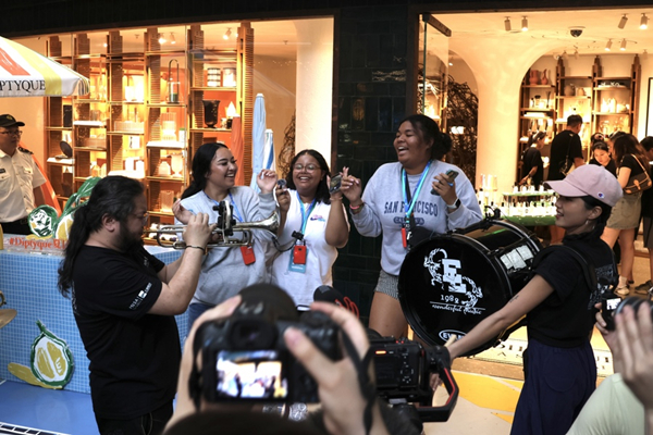 Live music performances across the city spark enthusiasm and romance