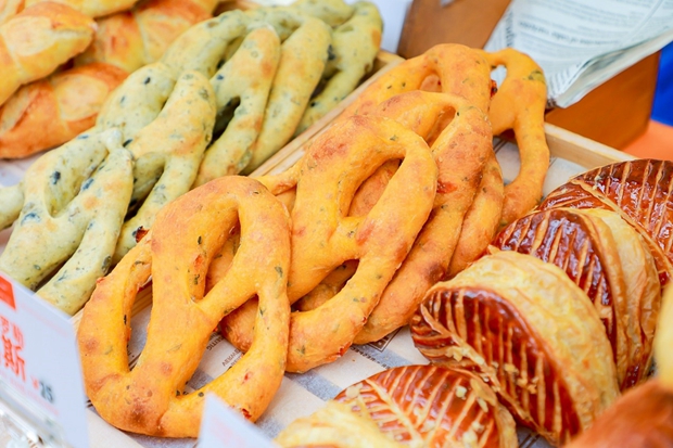 Please loaf around, it's 'Bread Wander' in Shanghai!