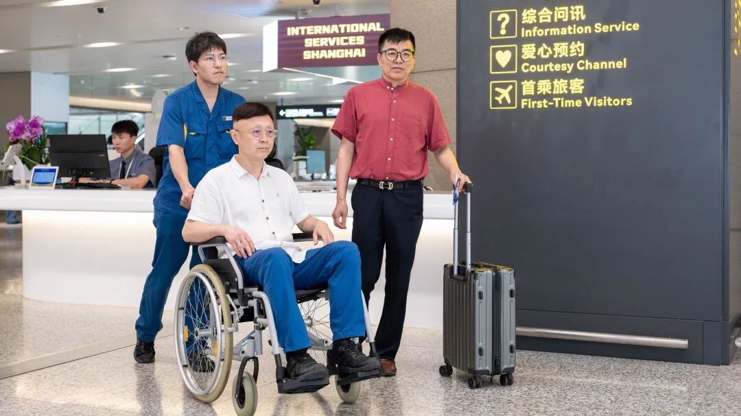 Travelers can now rent wheelchairs at the airport..jpg