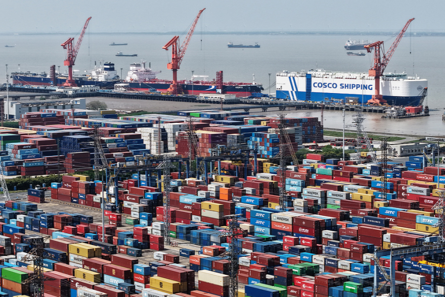 Shanghai Port [Photo VCG] 1.png