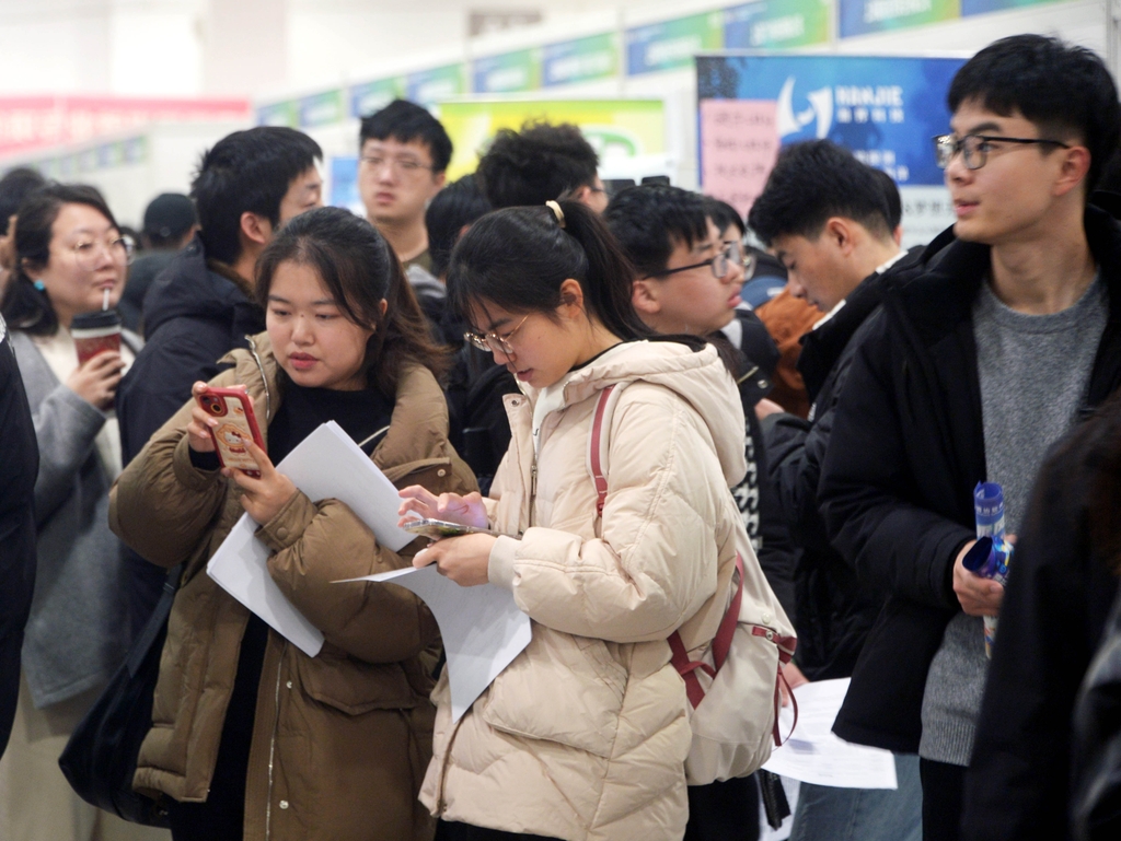 Shanghai adds 622,000 new urban jobs in 2024