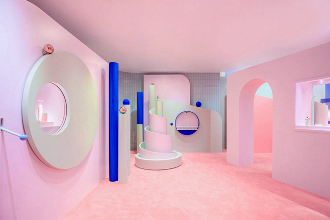 Van Cleef & Arpels's Perlée collection unveiled in Shanghai