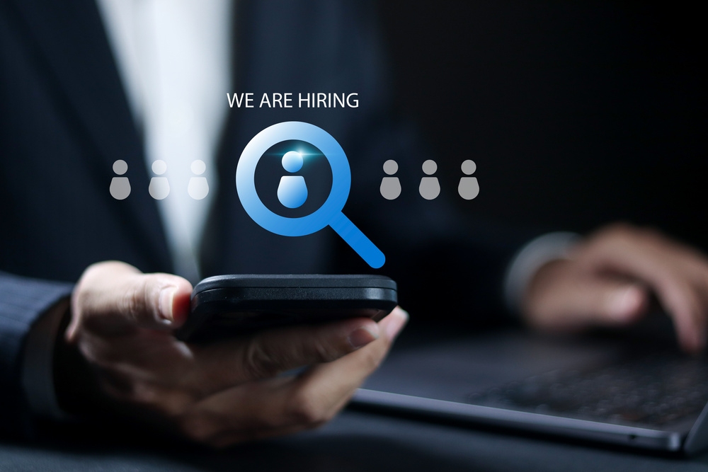 Shanghai public institutions open 1,344 job opportunities for global talent  