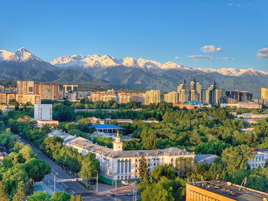 Shanghai-Almaty Business Forum held in Kazakhstan