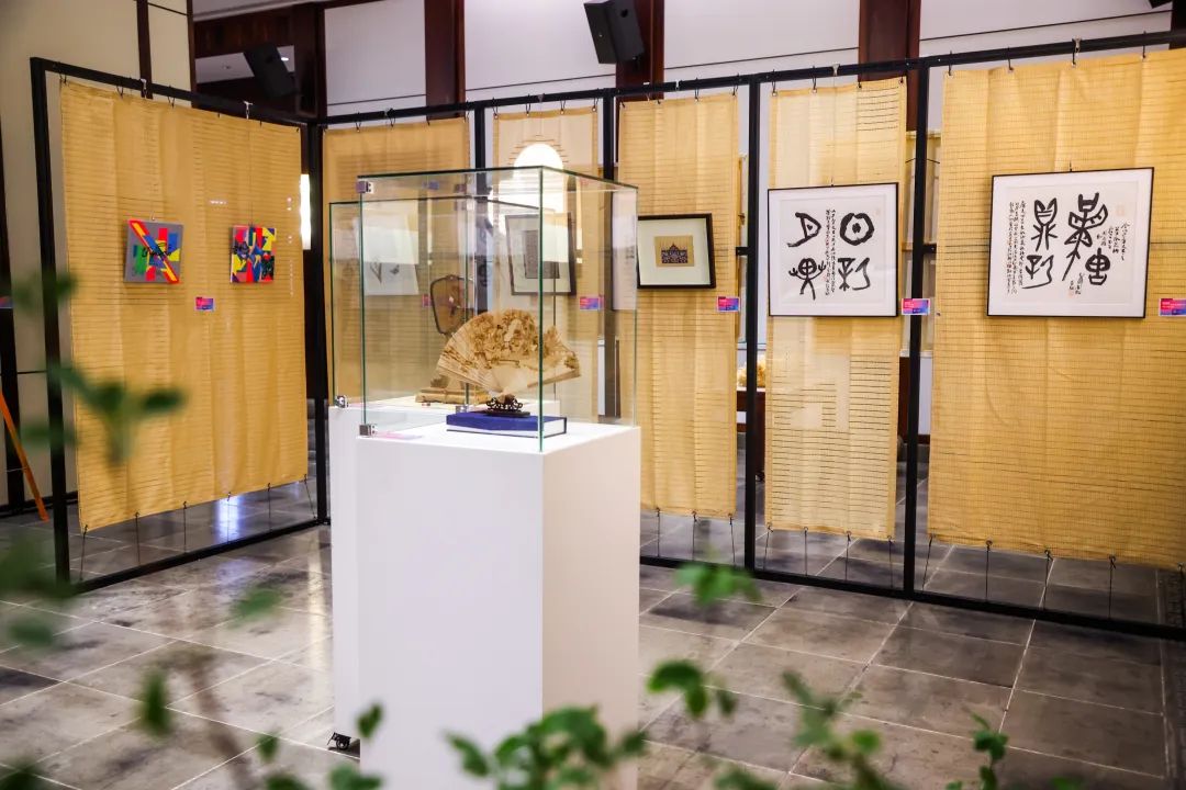 Jiading art exhibition showcases cross-cultural masterpieces