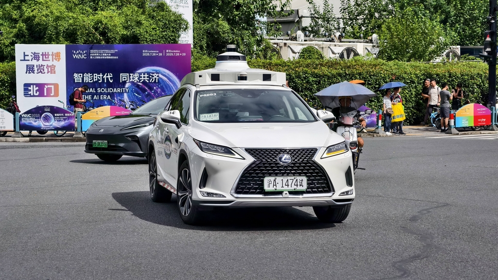 robotaxi.jpg