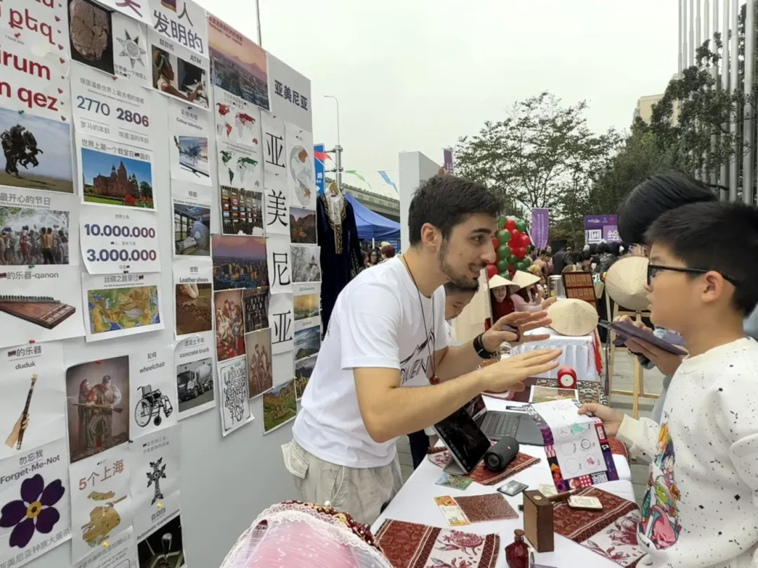 International students embrace cultural diversity at Shanghai's global carnival