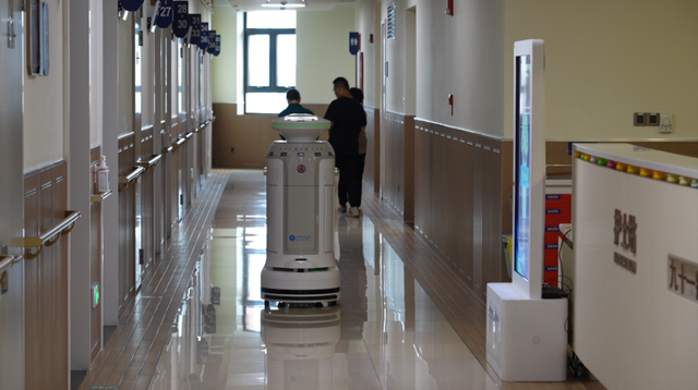 Zhongshan Hospital leads healthcare revolution with digital transformation.png