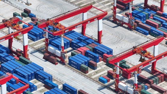 Shanghai to advance key port renovation projects.jpg Shanghai to advance key port renovation projects.jpg