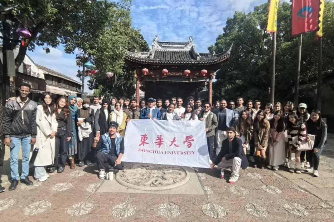 International students embrace Jiangnan charm in Tongli's waterways and gardens