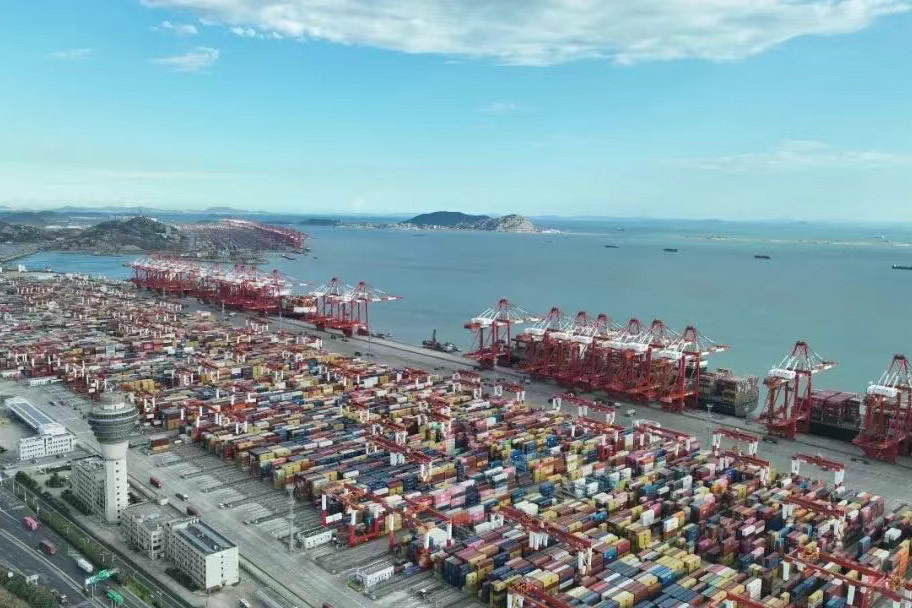 Shanghai Port on pace to reach record-high throughput