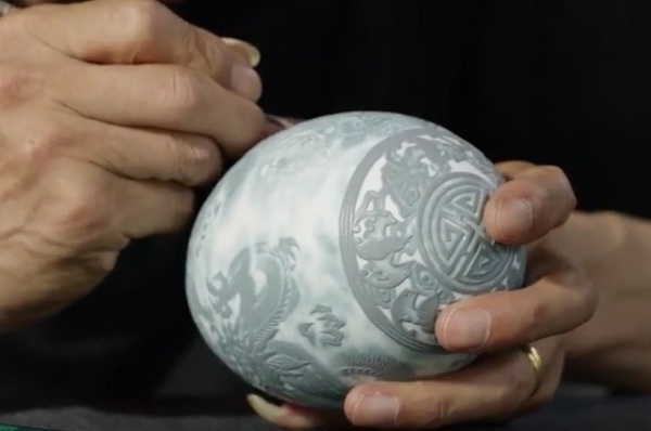 Intangible Cultural Heritage of Shanghai: Egg-carving of Songnan town