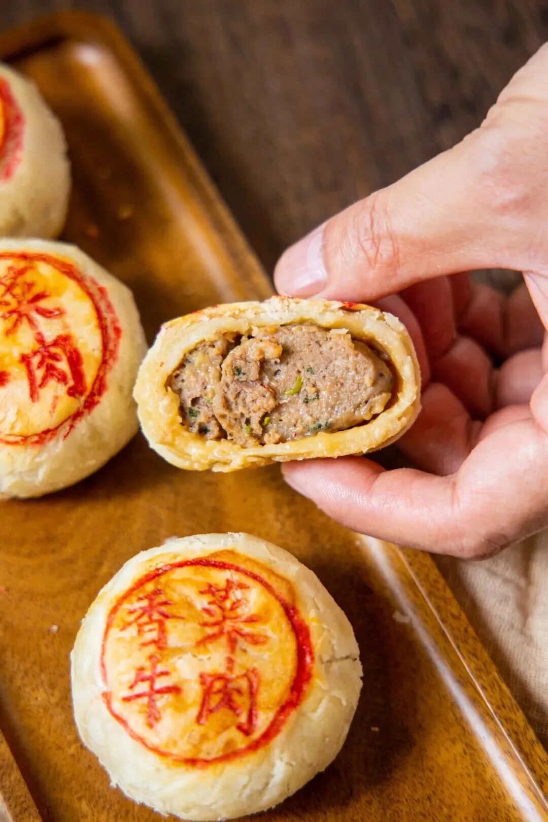 The cilantro beef mooncake.jpg