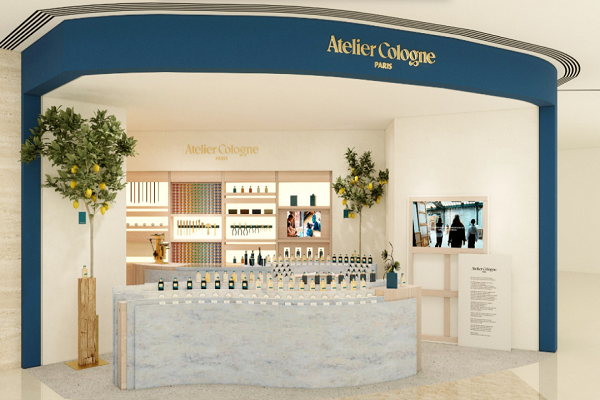 Discover exciting new stores in Shanghai (Lujiazui shopping center)