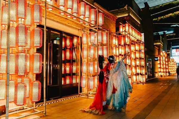 Shanghai-style Lantern Festival kicks off at The Inlet