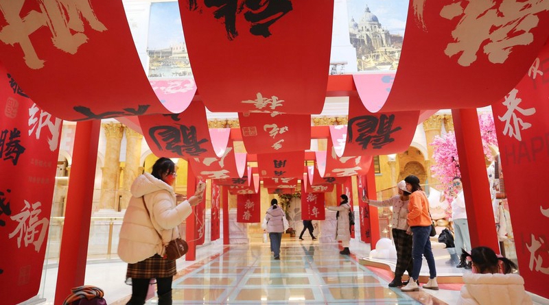 Shanghai sees growth of consumption during Spring Festival holiday