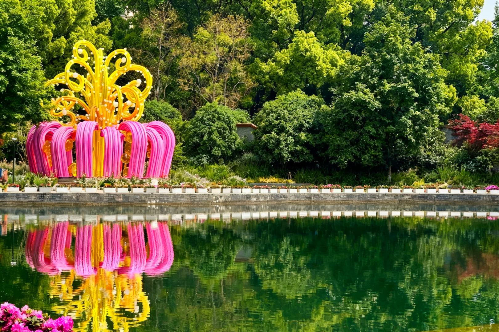 Salute to Magnolia Spirit: Connecting nature with city via art