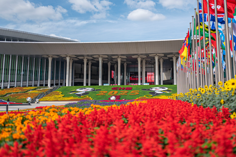 CIIE opens in Shanghai with firms using expo to debut products, tech