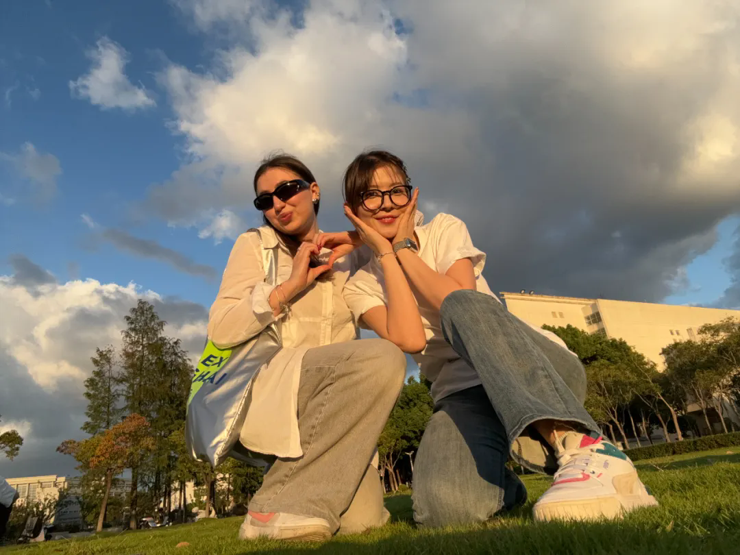 From Russia to Shanghai, young graduate finds her voice-2.png