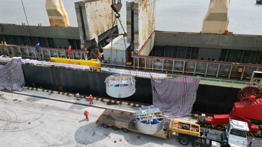 Shanghai launches first direct shipping route to East Africa for heavy-lift vessels.jpg