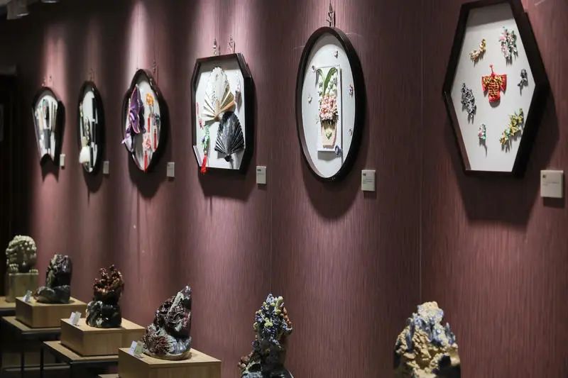 Huangpu district hosts Qingtian stone carving exhibition