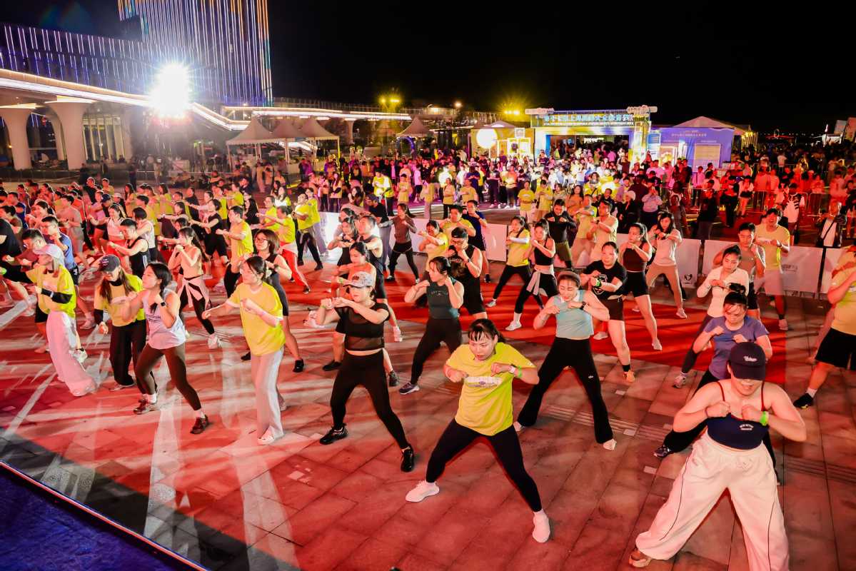 The 17th Shanghai International Popular Sports Festival opens at Dishui Lake in Lin-gang Special Area on Oct 18. [Photo provided to chinadaily.com.cn] 2.jpeg